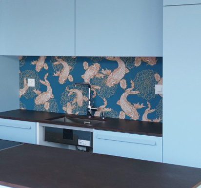 The Carp fish wallpaper conquers also the kitchen